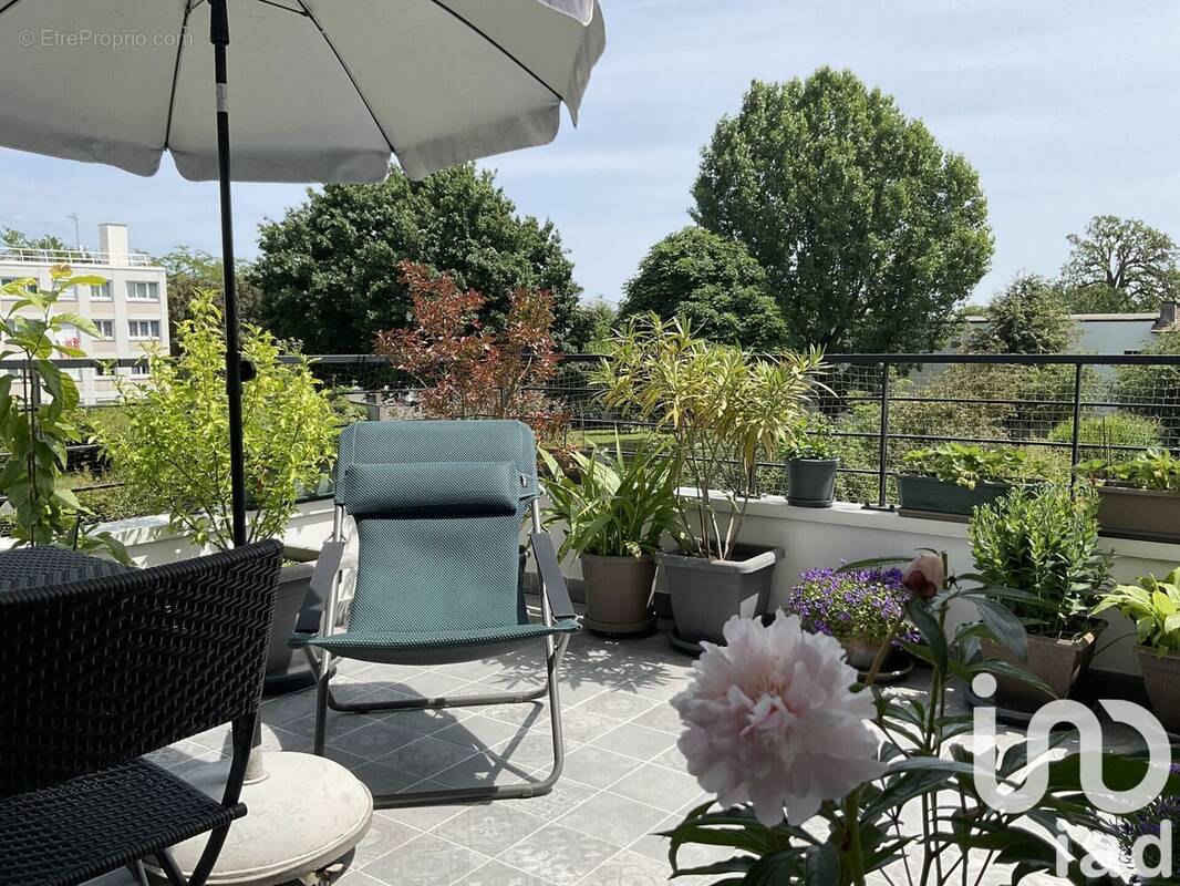 Photo 1 - Appartement à LE PLESSIS-TREVISE