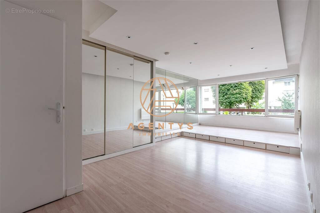 Appartement à BRY-SUR-MARNE