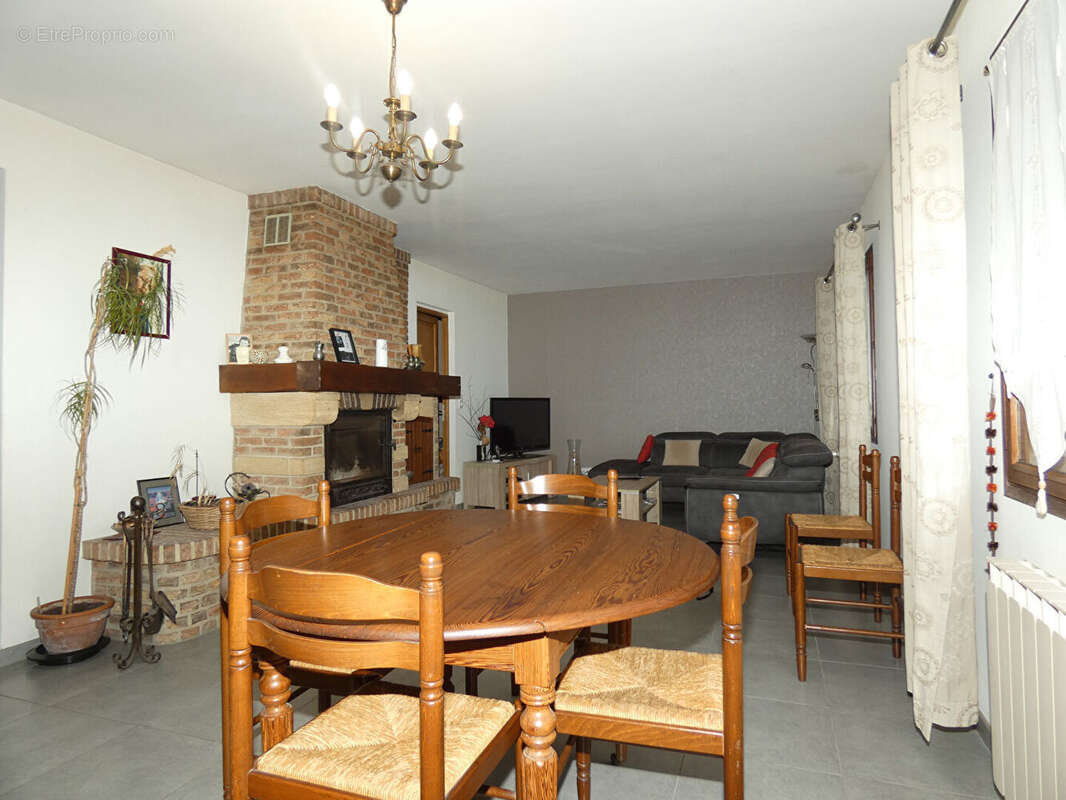 Maison à BRUAY-SUR-L&#039;ESCAUT