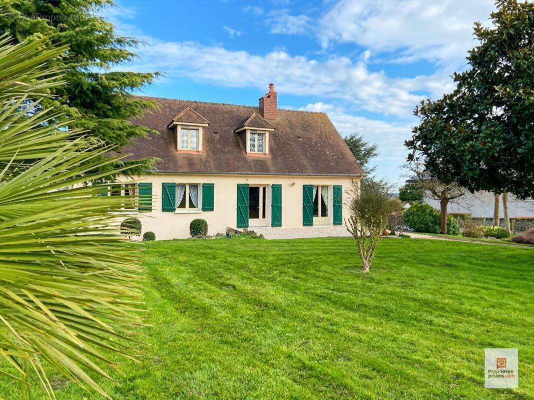 Maison à SABLE-SUR-SARTHE