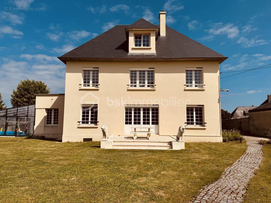 Maison à AUNAY-SUR-ODON