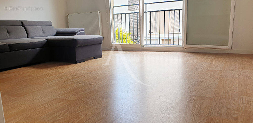 Appartement à LIMEIL-BREVANNES