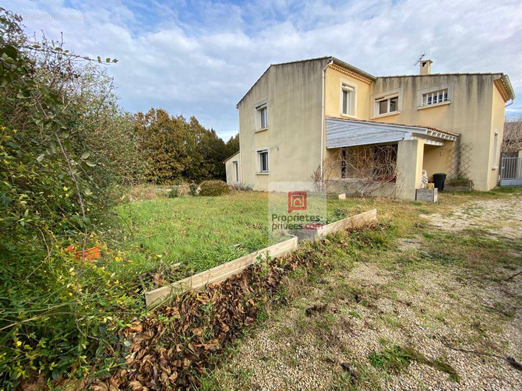 Maison à BARBENTANE
