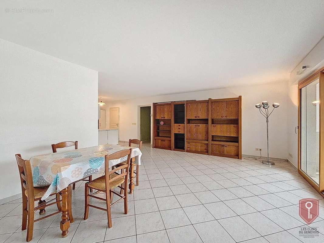 Appartement à SAINT-JULIEN-EN-GENEVOIS