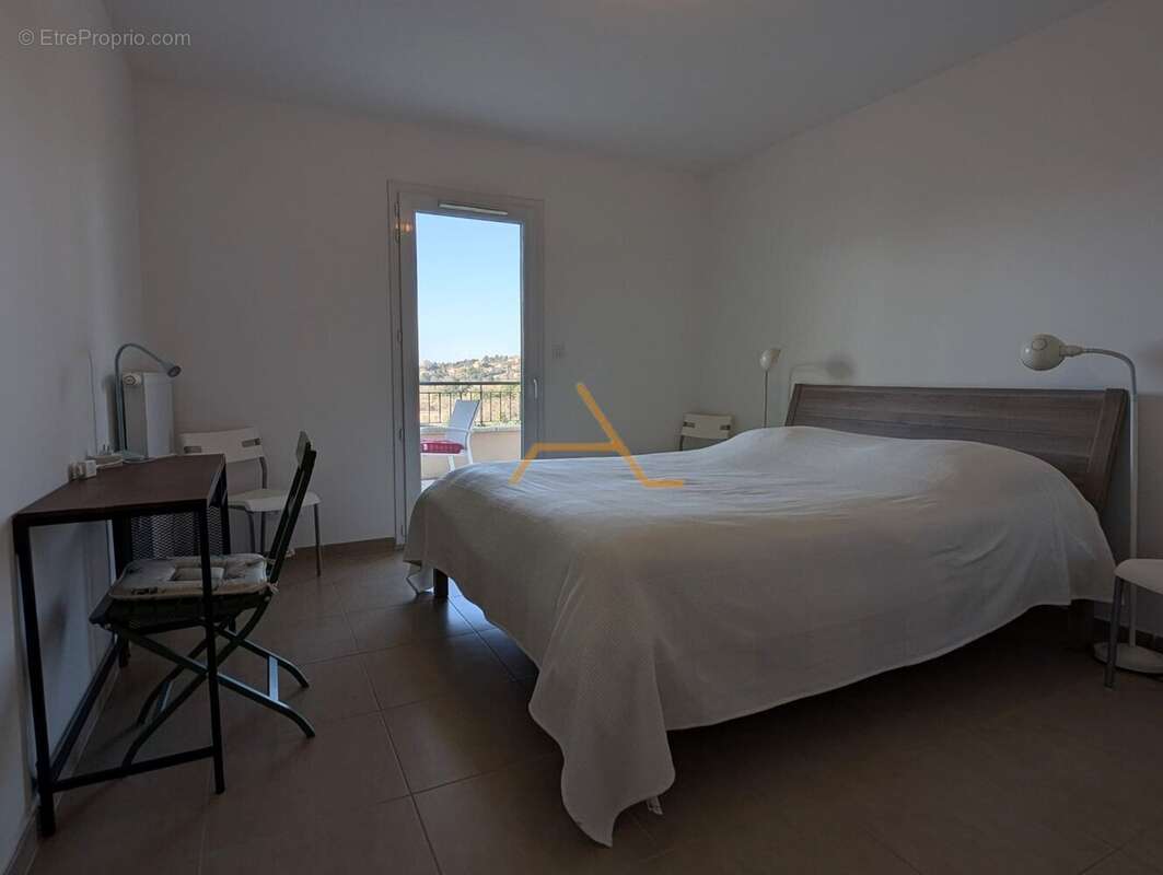 Appartement à DIEULEFIT