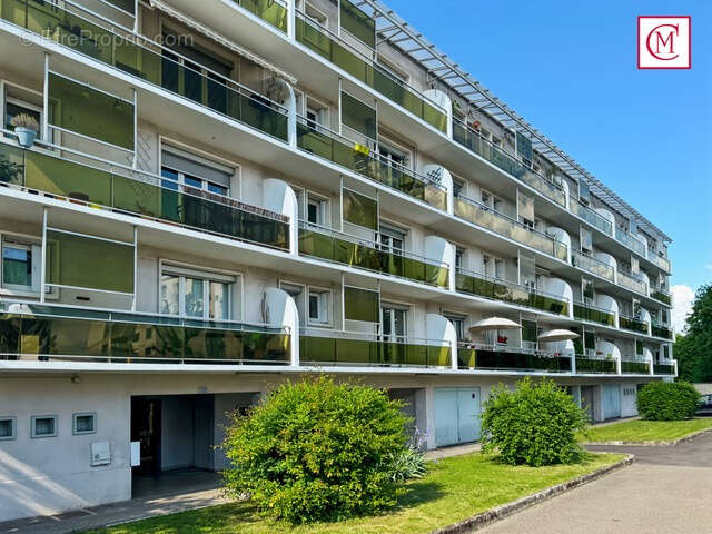Appartement à MEYLAN