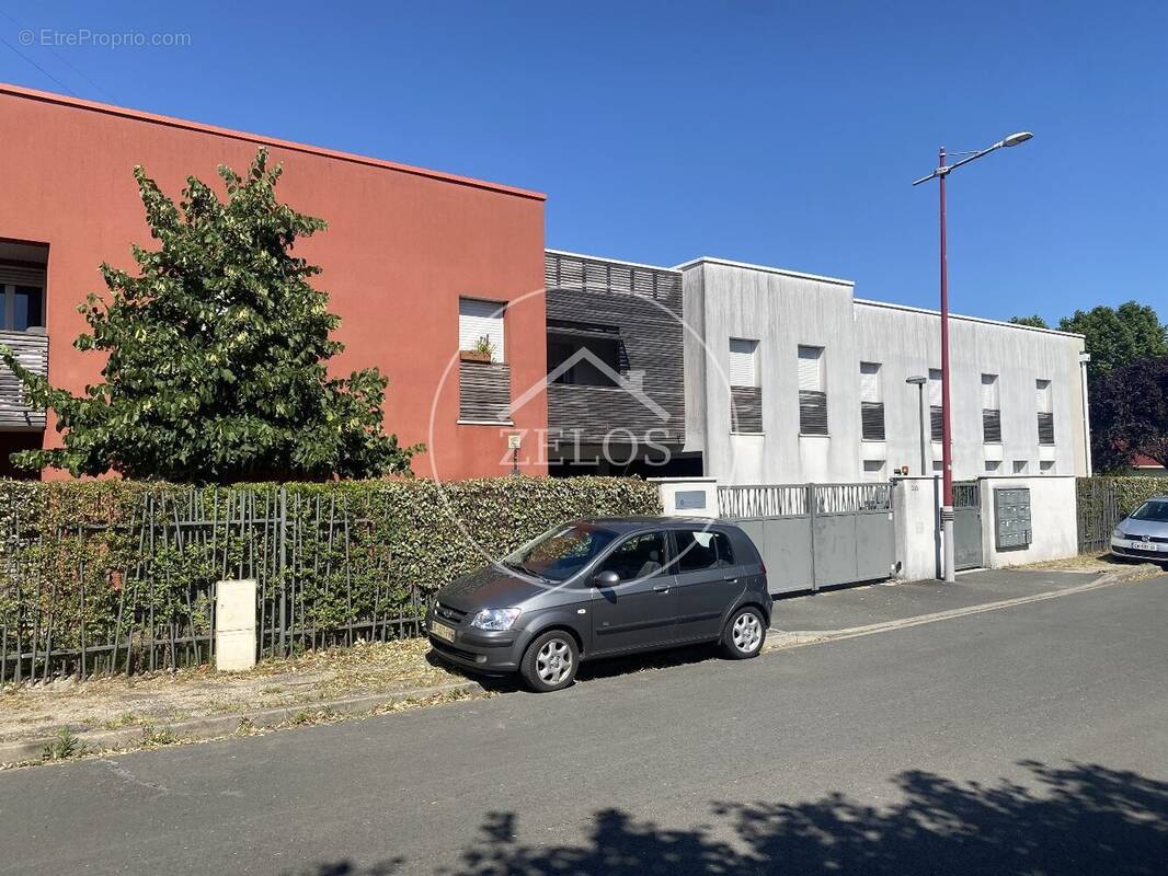 Appartement à LE TAILLAN-MEDOC