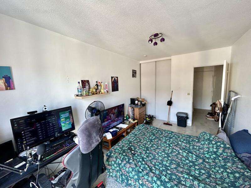 Appartement à LONS