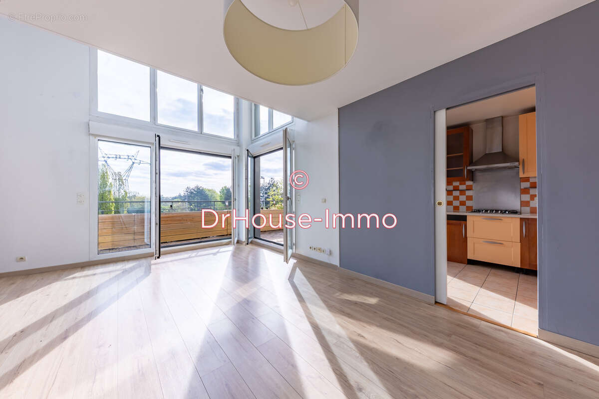 Appartement à ELANCOURT