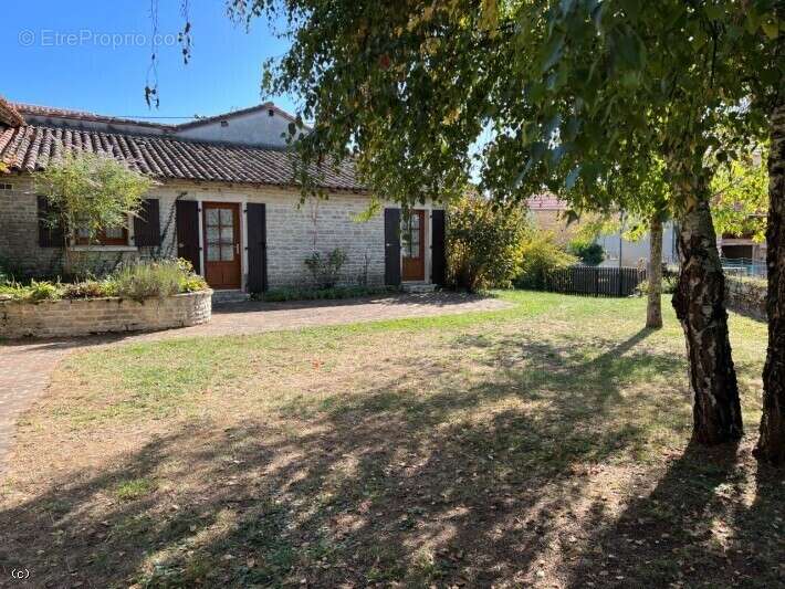 Maison à CIVRAY