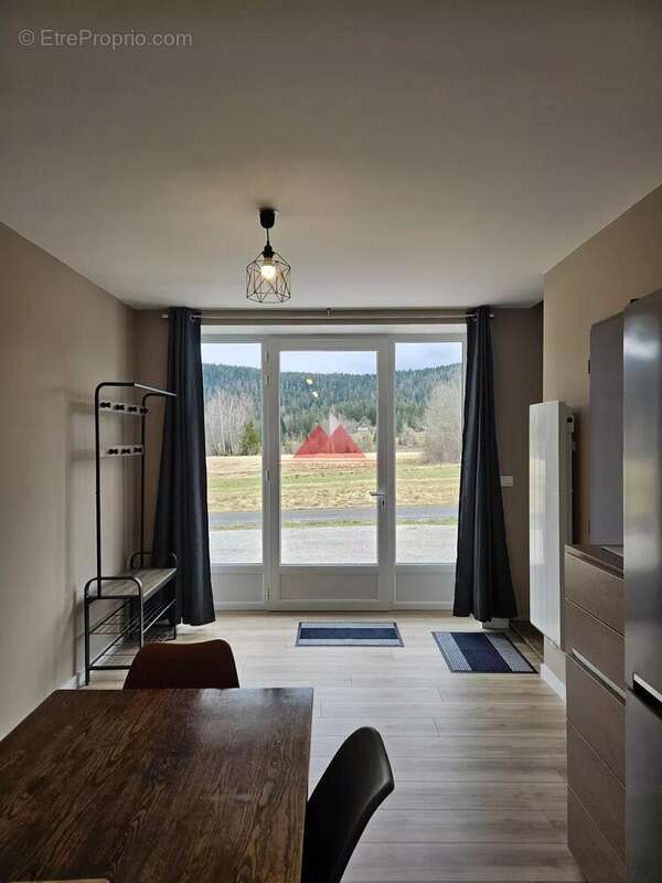 Appartement à LAC-DES-ROUGES-TRUITES