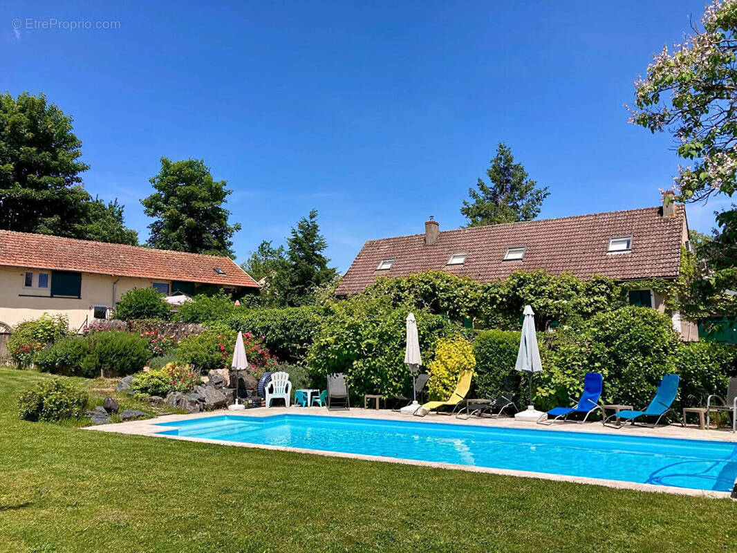 Maison à UXEAU