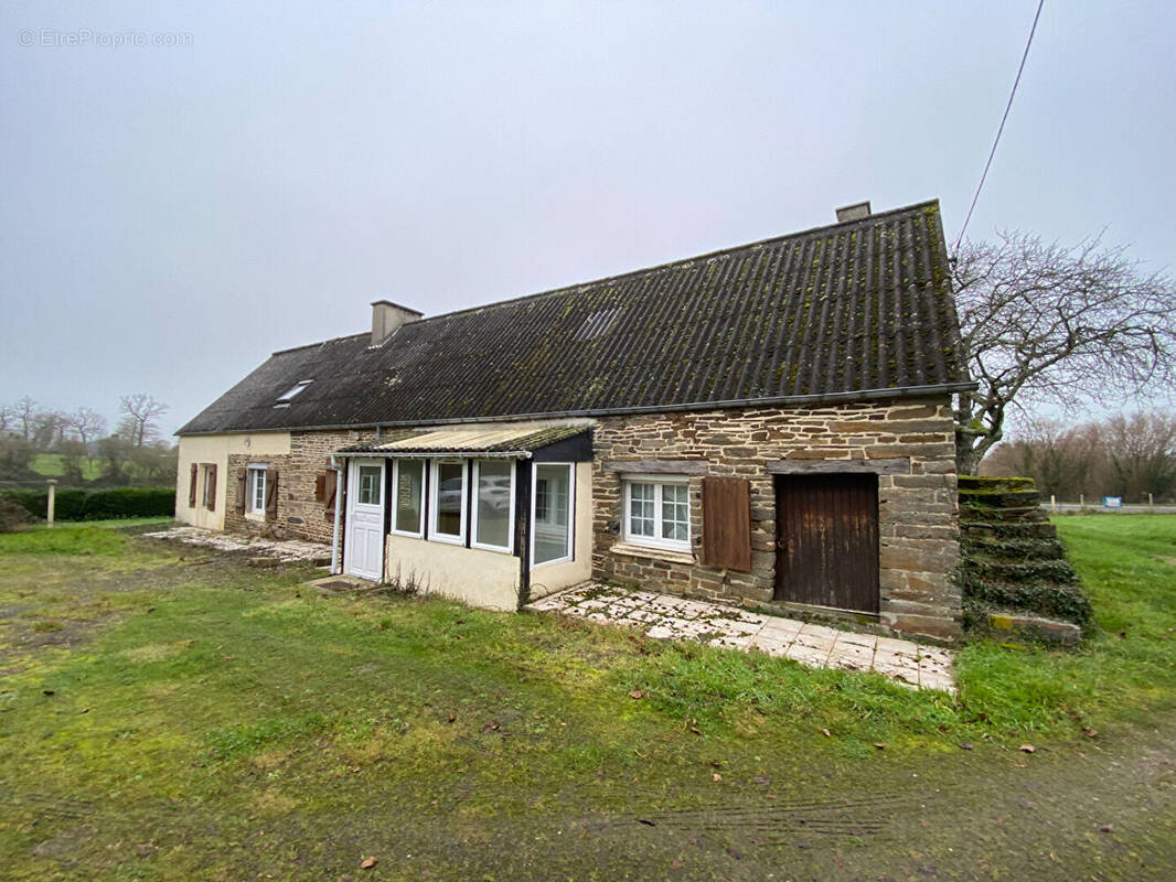 Maison à VASSY