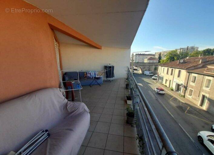 Appartement à NIMES