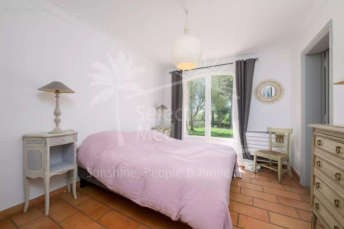 Maison à MOUGINS