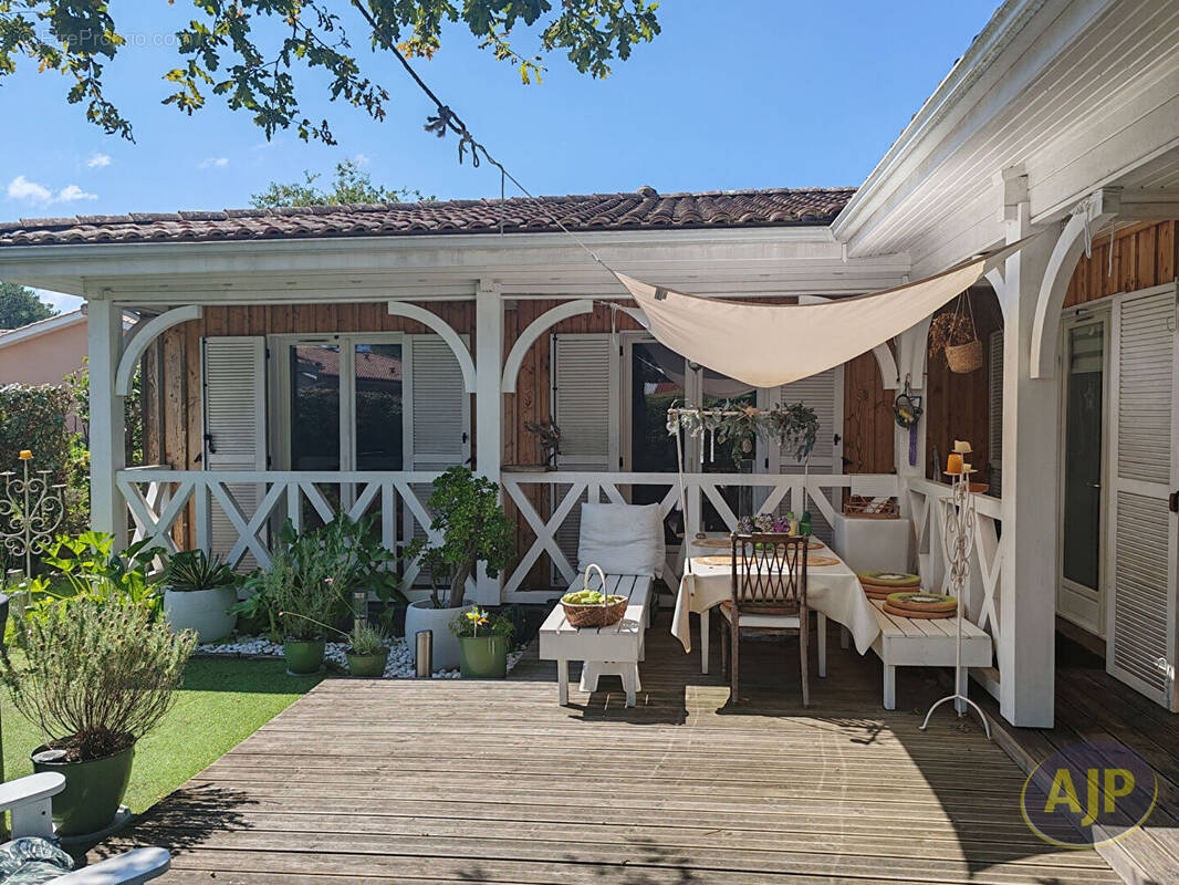 Maison à GUJAN-MESTRAS