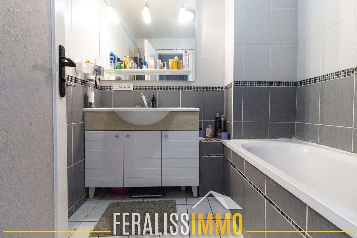 Appartement à ERAGNY