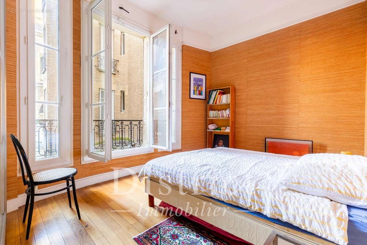 Appartement à PARIS-6E