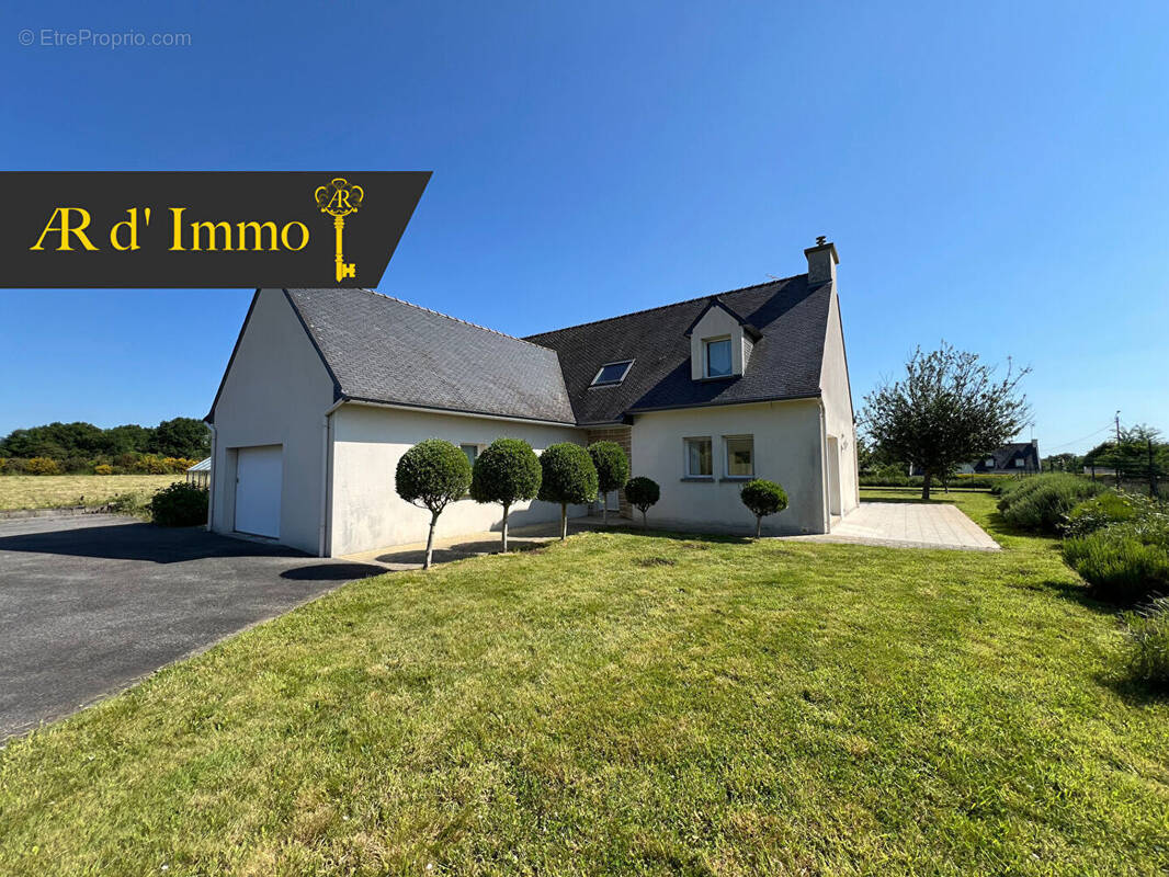 Maison à NEVEZ