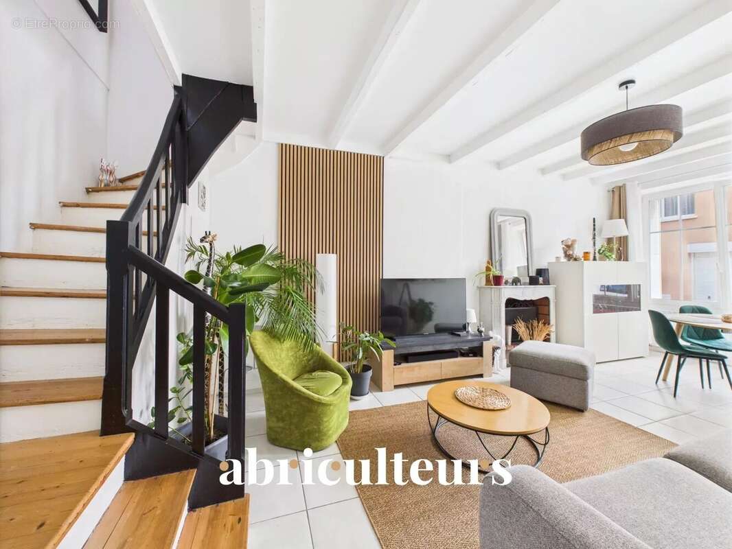 Maison à INDRE