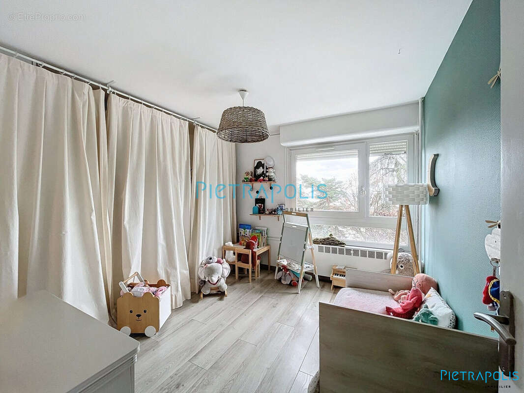 Appartement à OULLINS