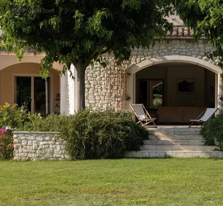Maison à MAUSSANE-LES-ALPILLES
