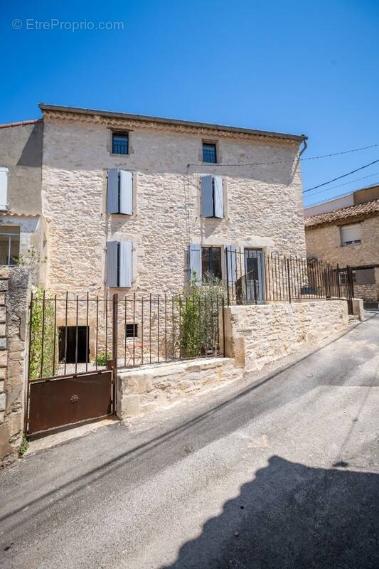 Maison à TAVEL