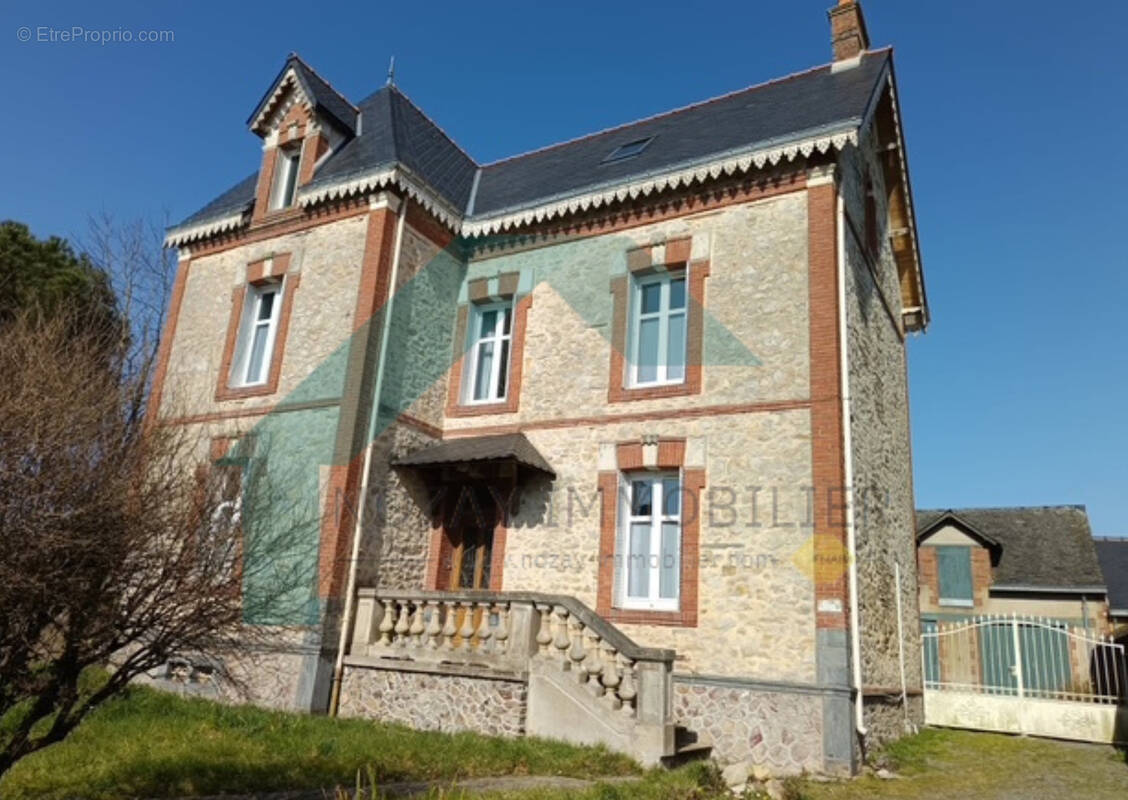 Maison à SAINT-VINCENT-DES-LANDES