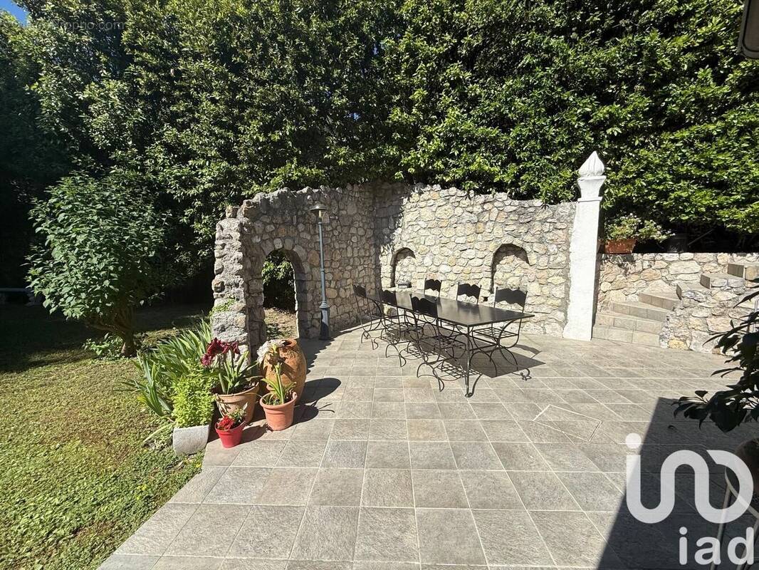 Photo 1 - Maison à CASTELLAR