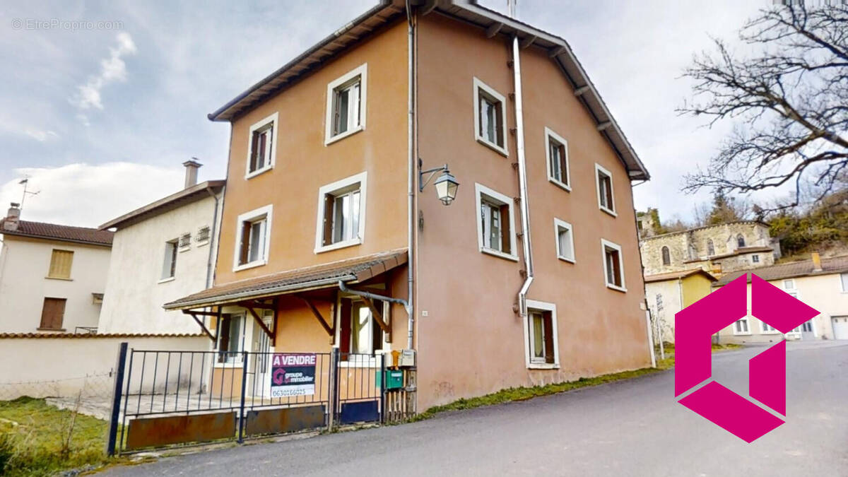 Appartement à AUBUSSON-D&#039;AUVERGNE
