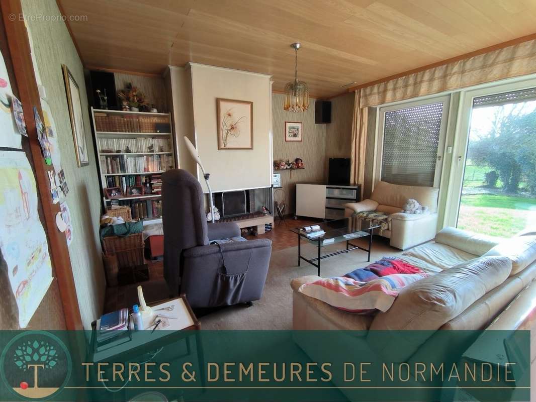 Maison à LIEUREY