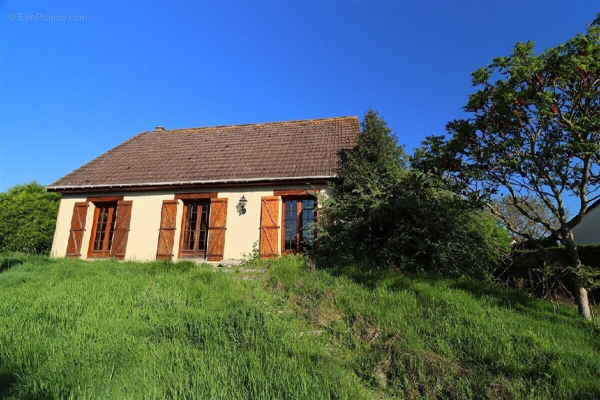 Maison à LA LOUPE