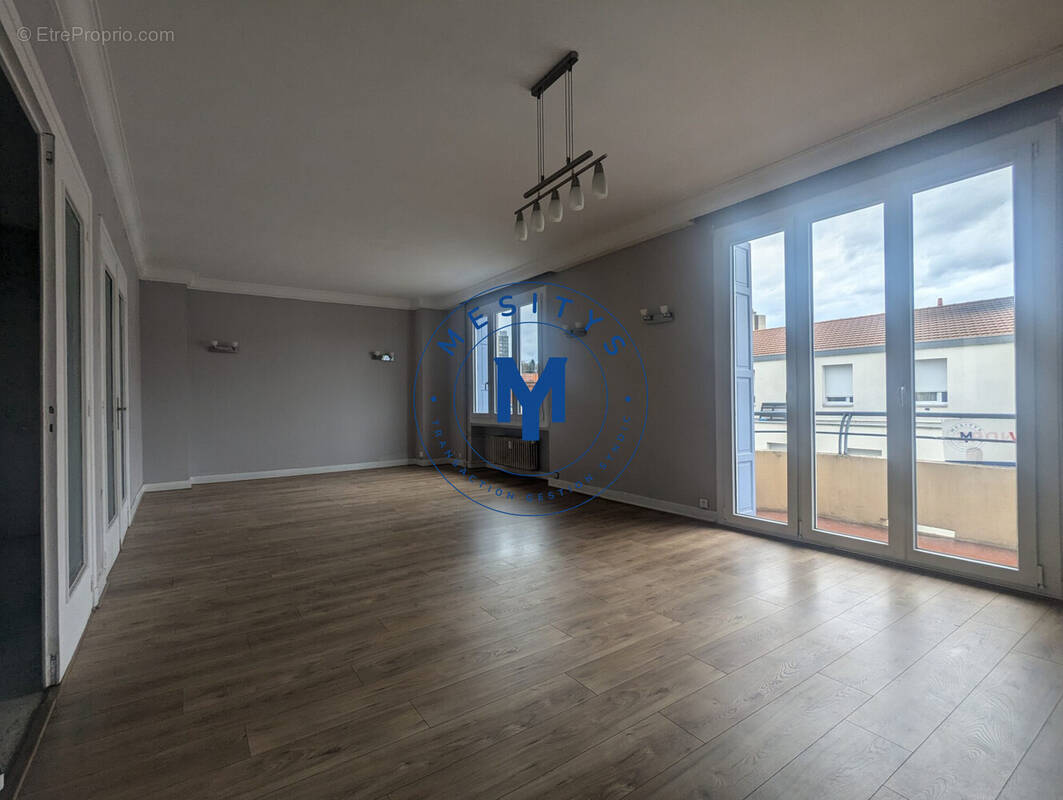 Appartement à FIRMINY