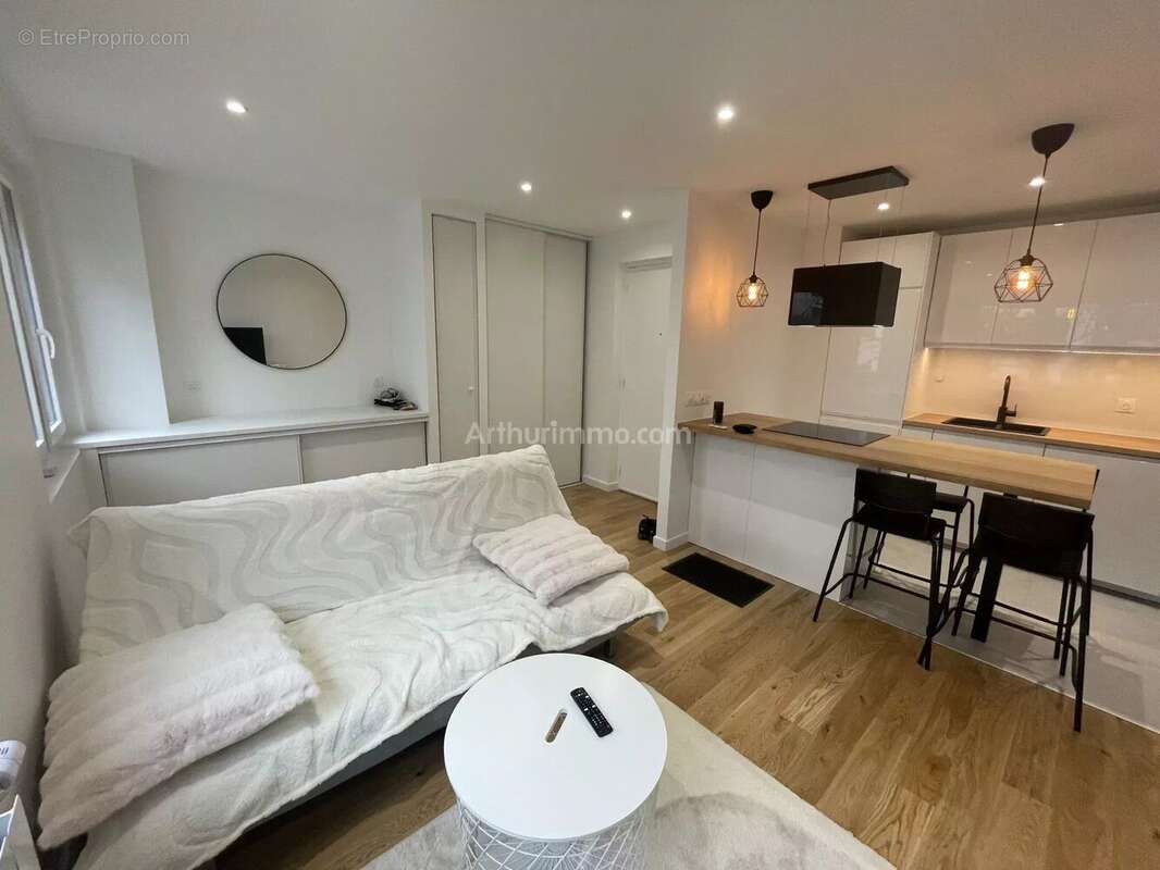 Appartement à SAINT-MAUR-DES-FOSSES