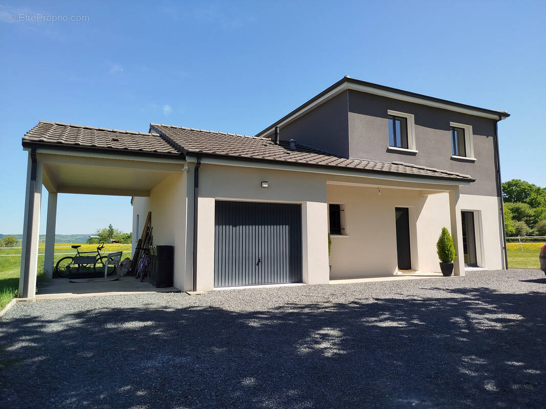 Maison à BELLERIVE-SUR-ALLIER