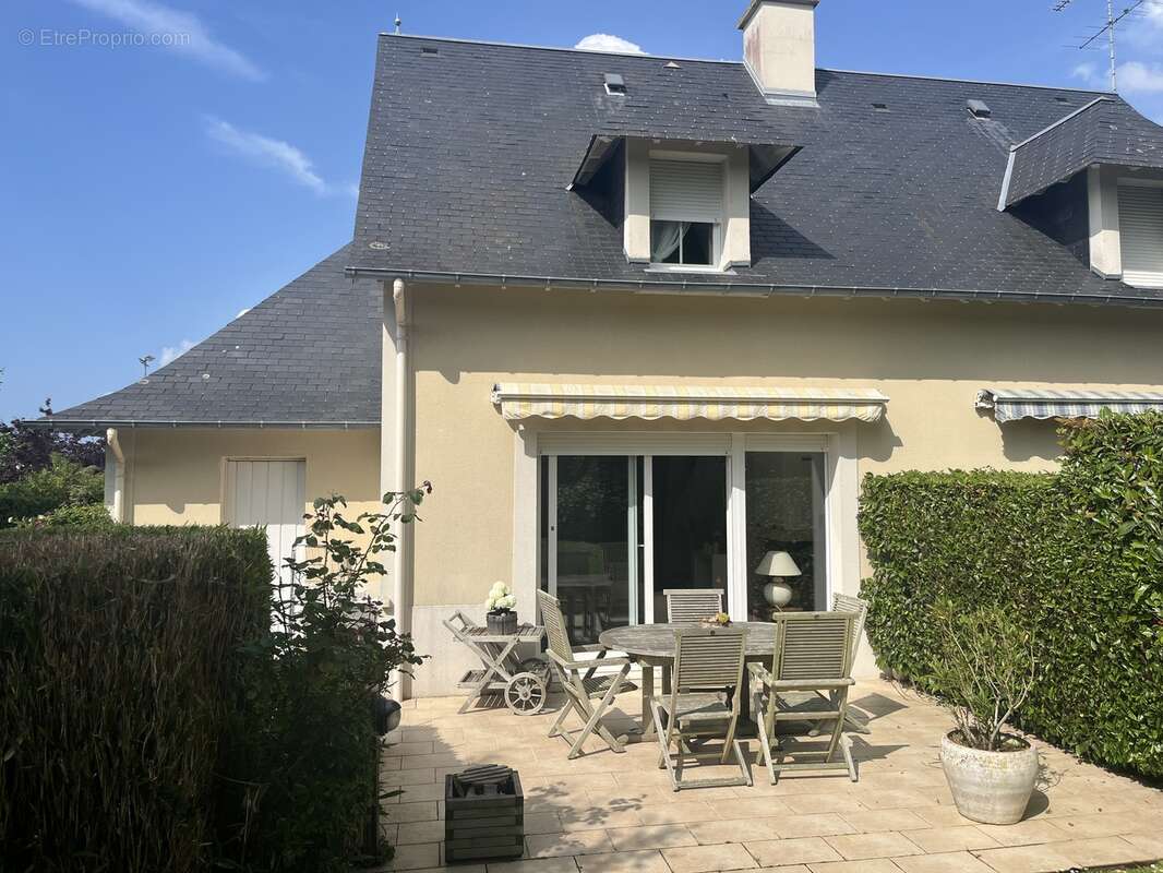 Maison à VILLERS-SUR-MER