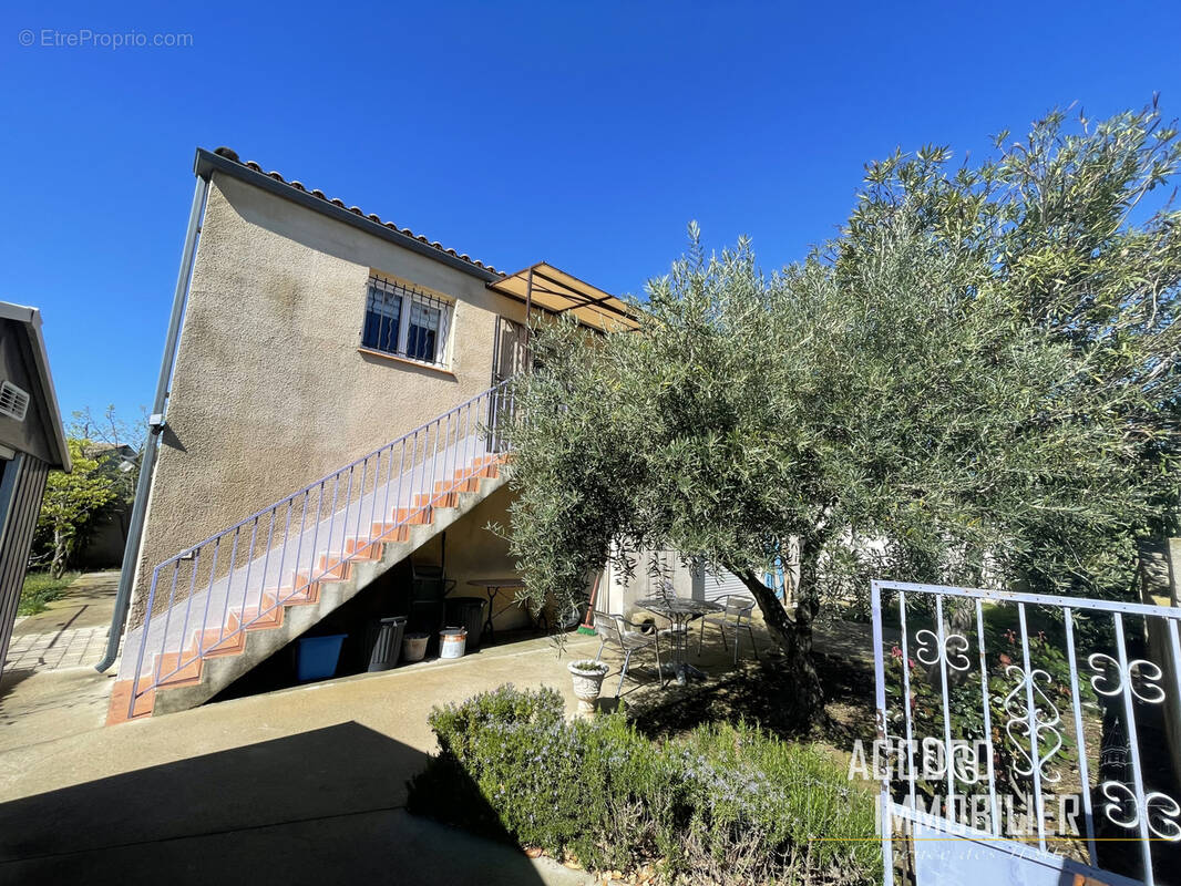 Maison à MONTADY