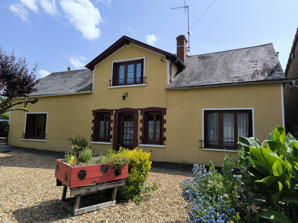 Maison à MONTAPAS