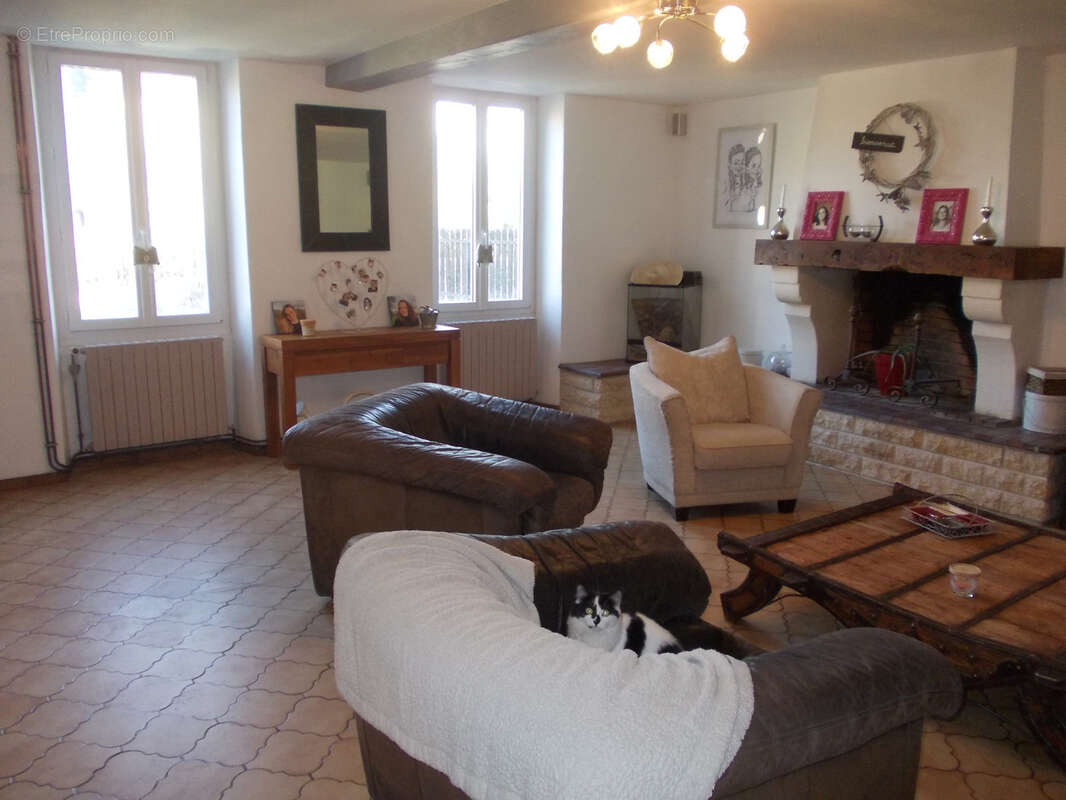 Maison à SAINTE-SEVERE