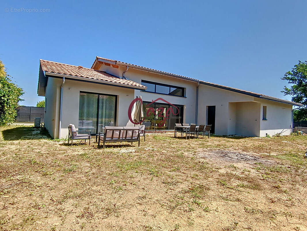 Maison à CENAC