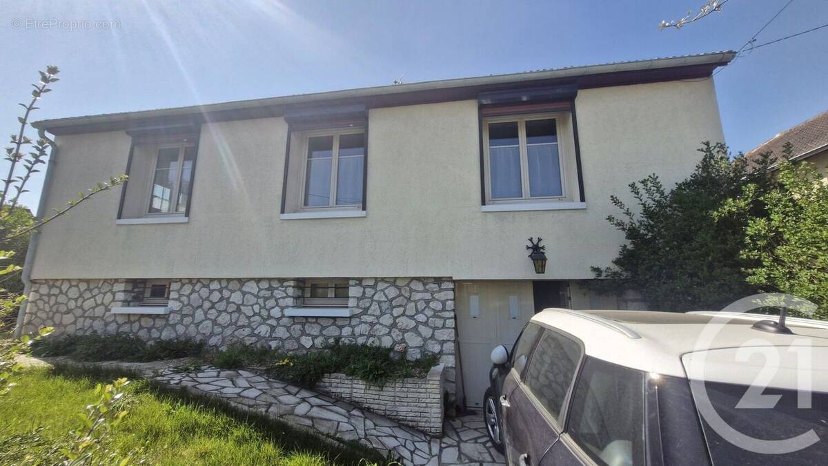Maison à CHATEAUDUN