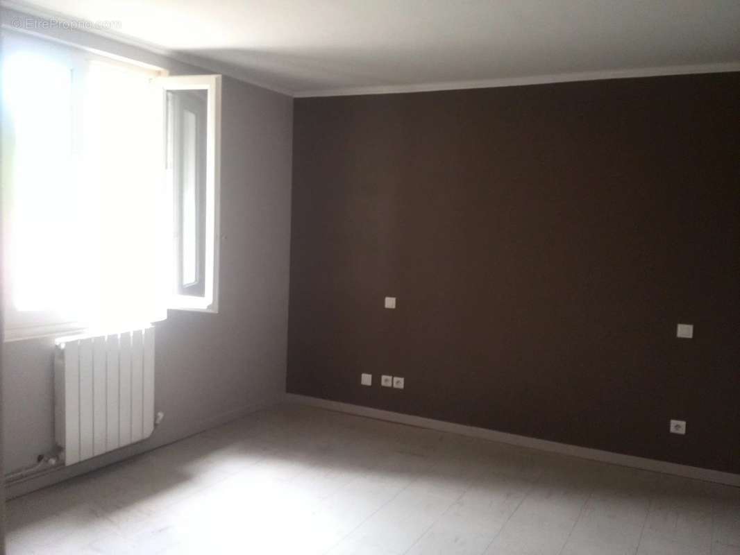 Appartement à BEAUCAIRE