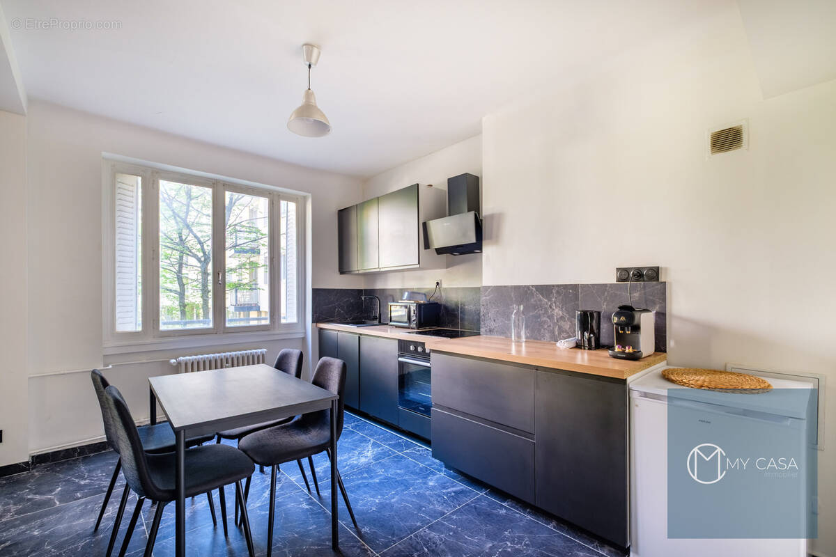 Appartement à LYON-6E
