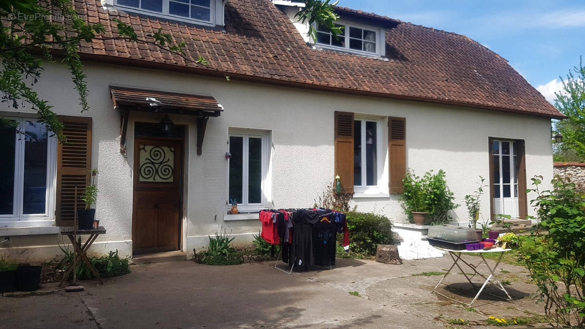 Maison à GASNY
