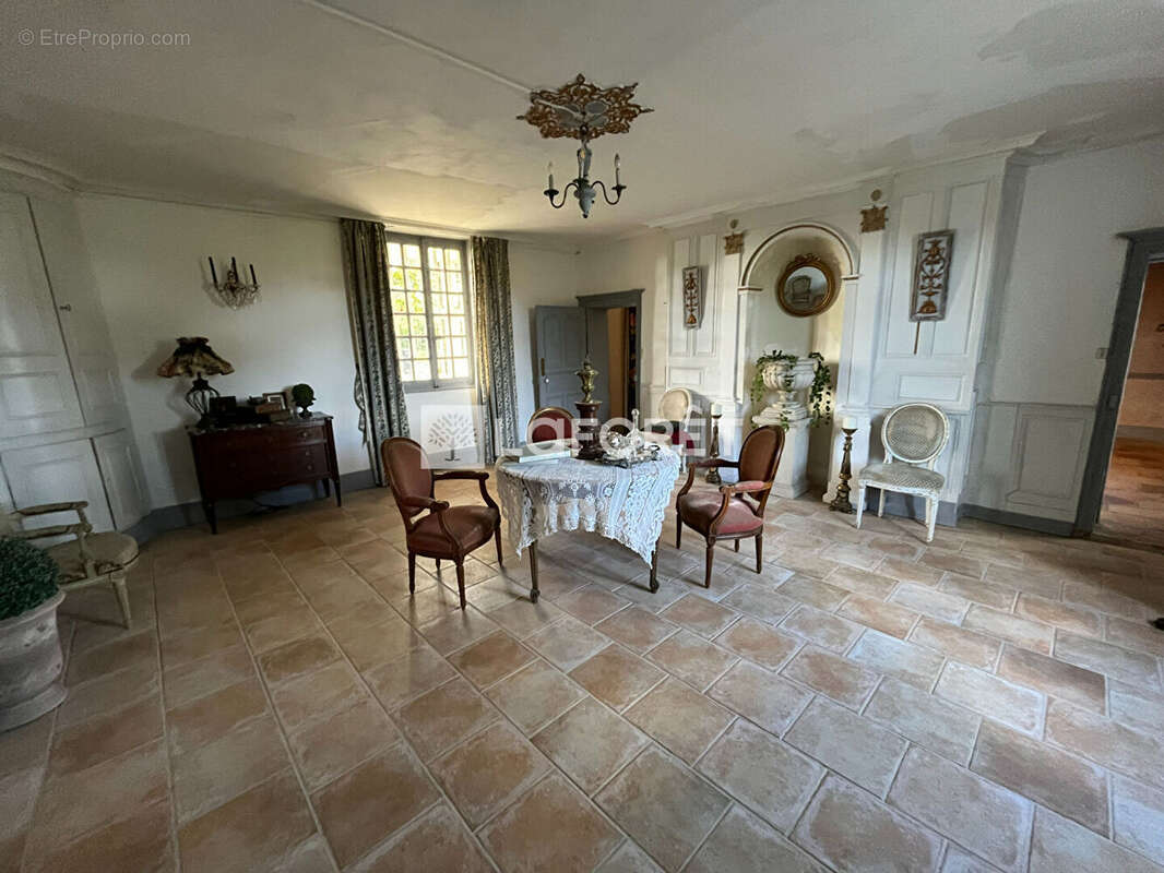 Maison à CHALON-SUR-SAONE