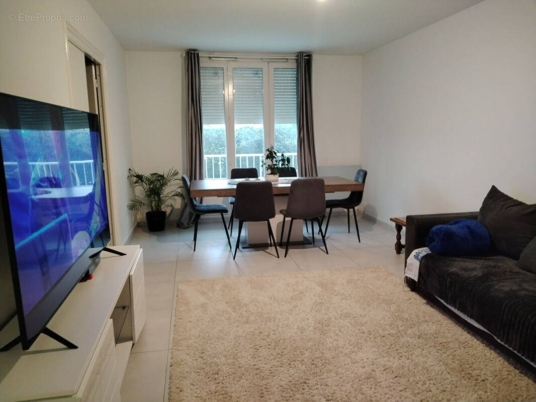 Appartement à LA RICHE