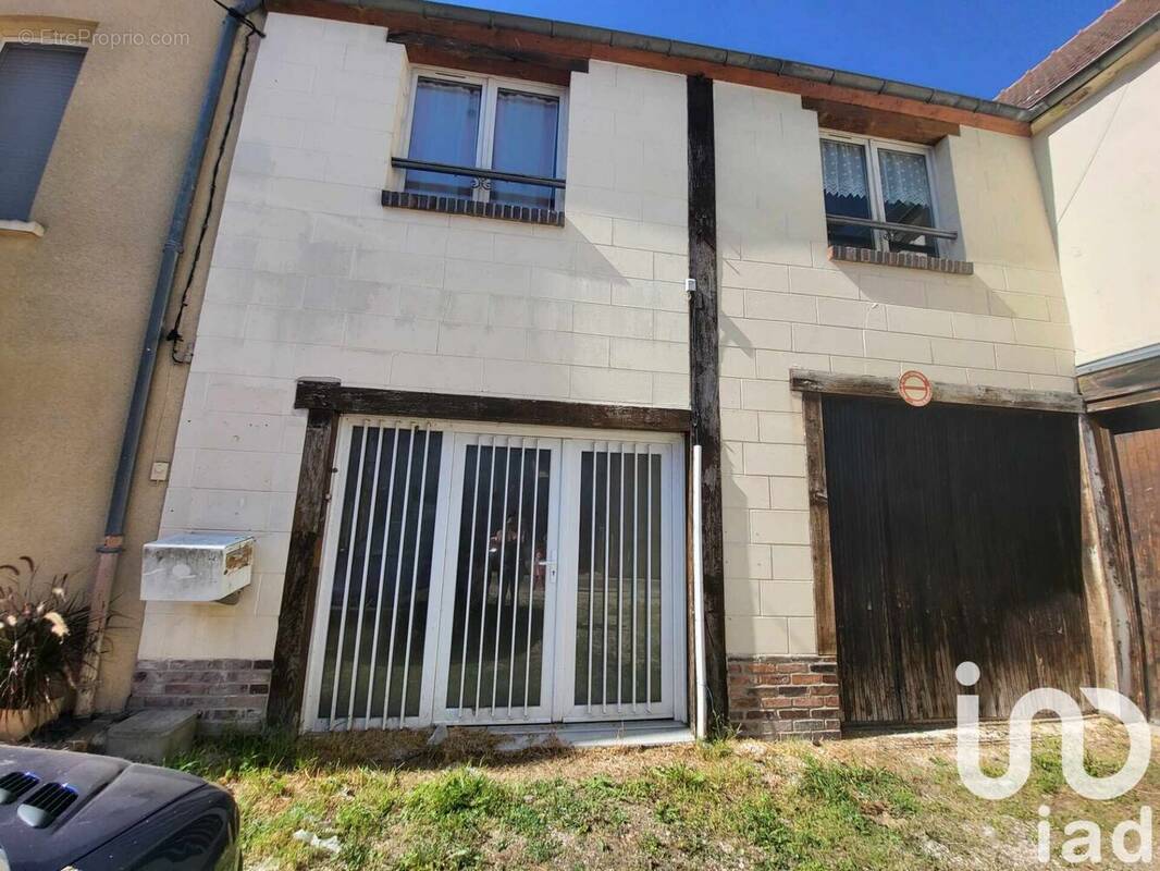 Photo 1 - Maison à ROMILLY-SUR-SEINE