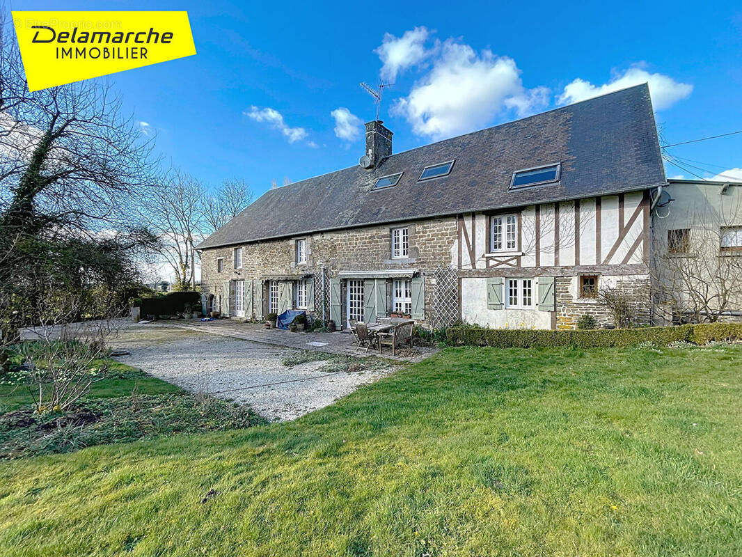 Maison à PERCY
