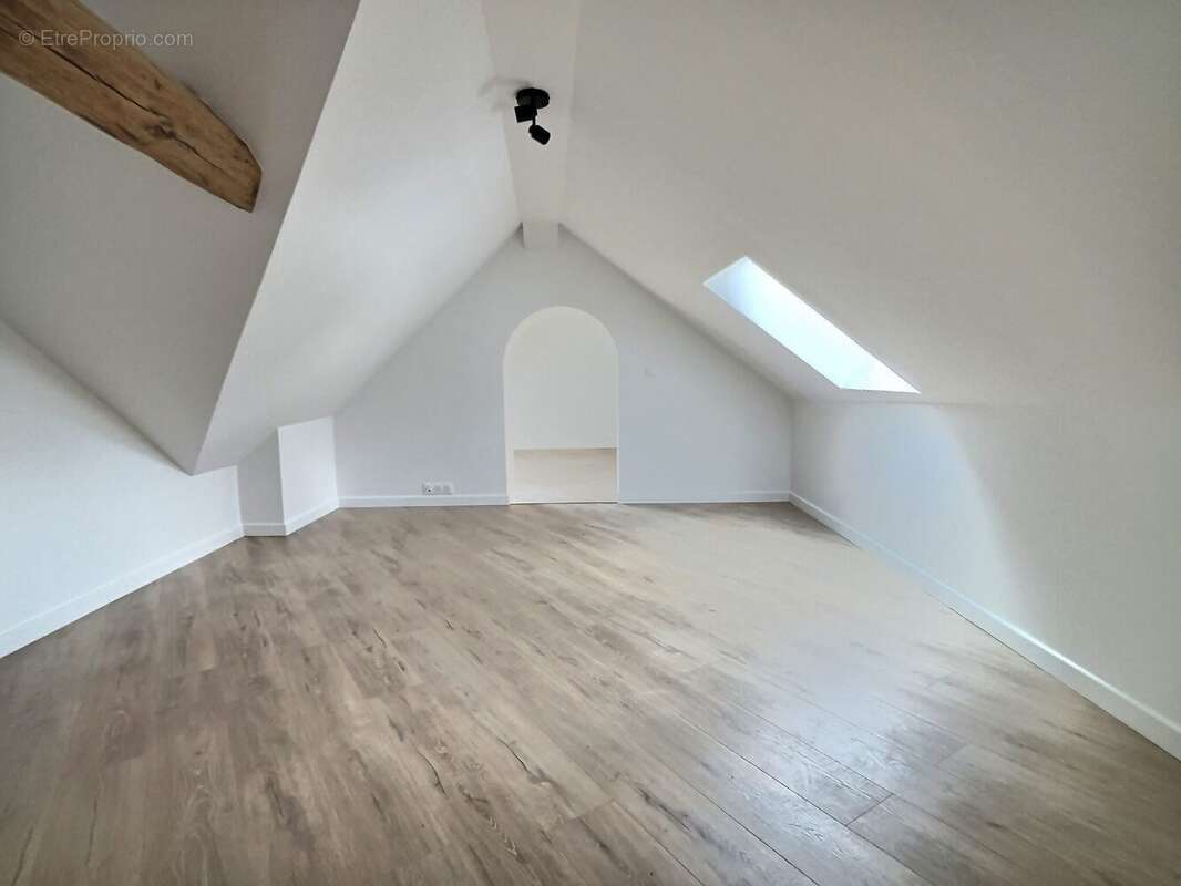 Appartement à DAMPMART