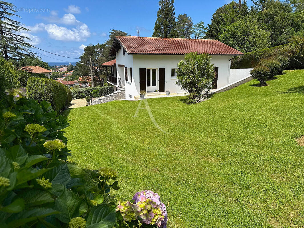 Maison à CIBOURE